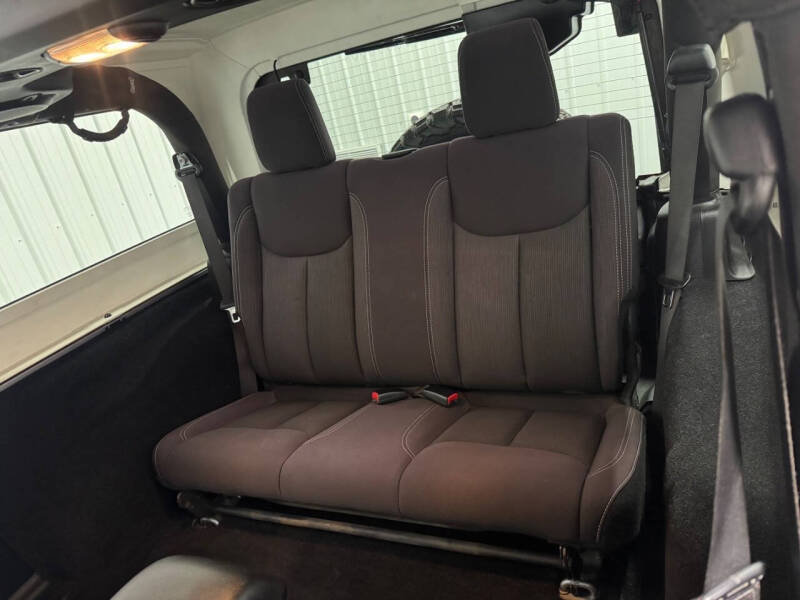 2014 Jeep Wrangler Sahara