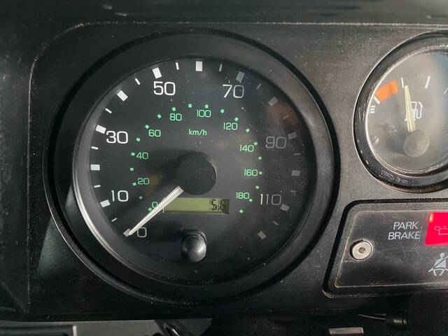 1998 Land Rover Defender 23