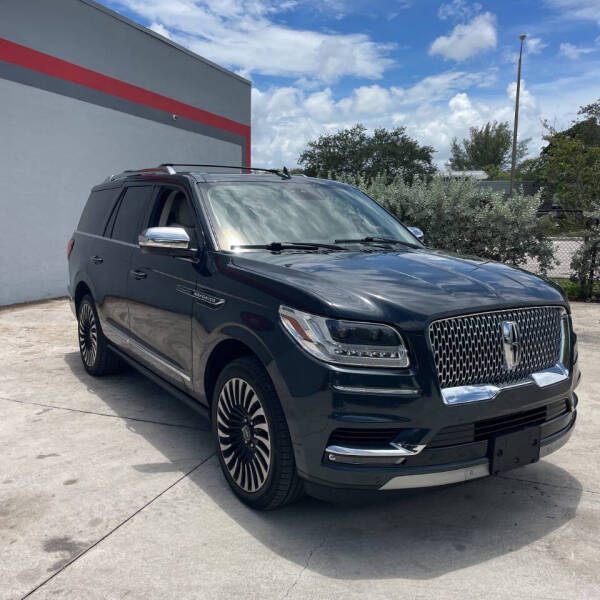 2021 Lincoln Navigator Black Label's photo