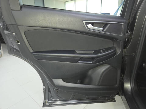 2016 Ford Edge SE