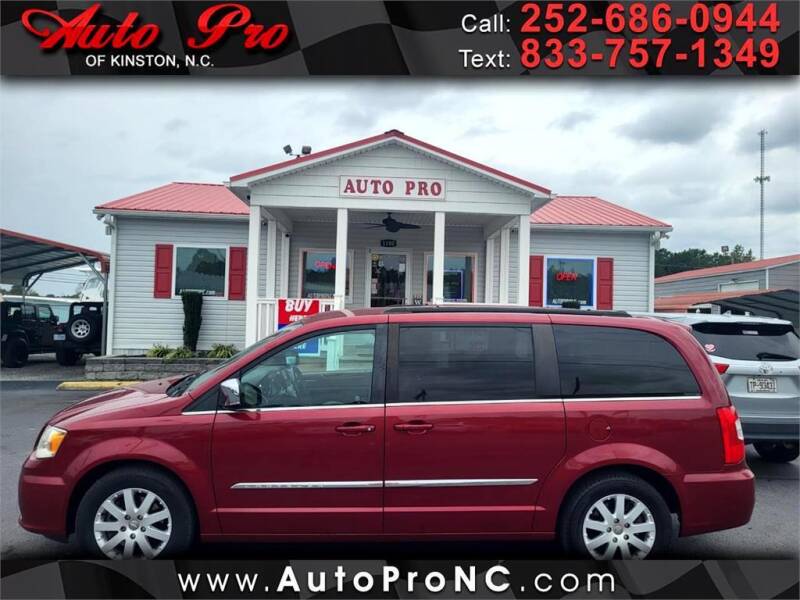 2012 Chrysler Town and Country for sale in Kinston, NC