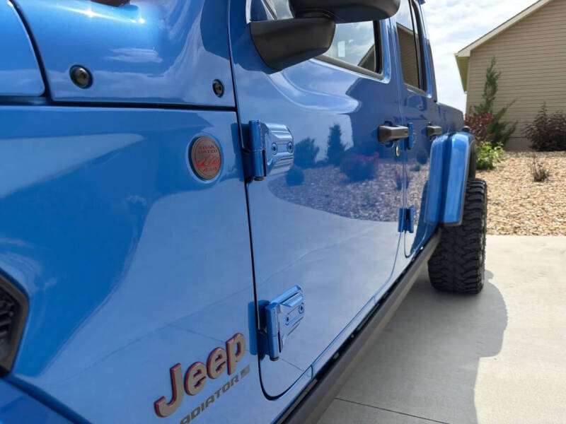 2024 Jeep Gladiator