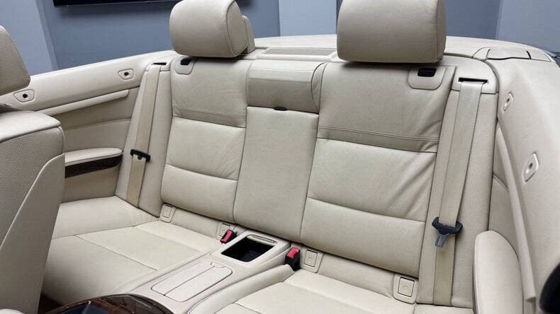 2011 BMW 3 Series 328i