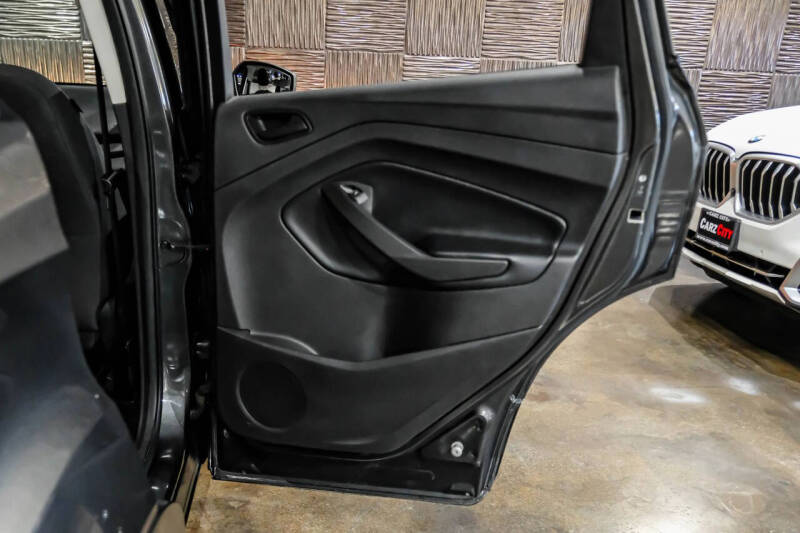 2019 Ford Escape S