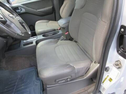 2010 Nissan Frontier LE