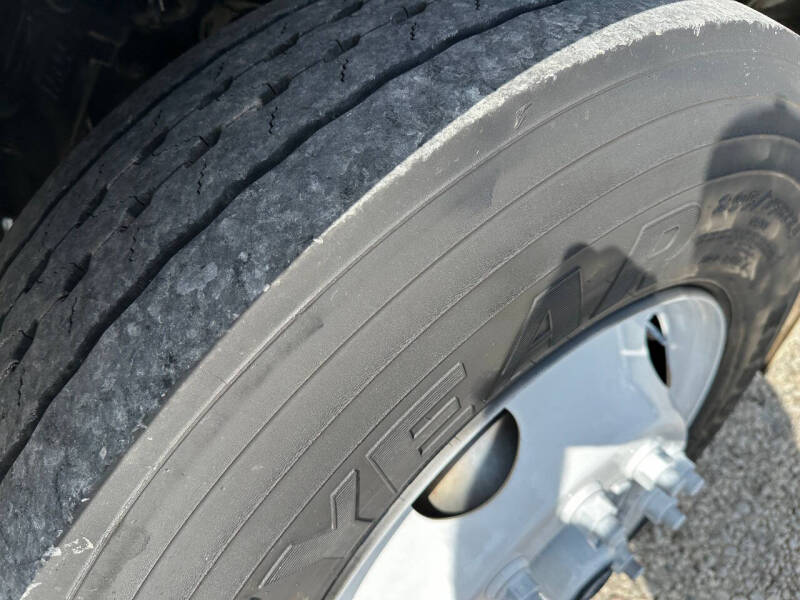 2016 Freightliner M2 106