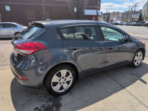2016 Kia Forte5 LX