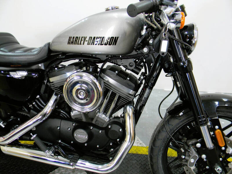 2017 Harley-Davidson XL1200CX