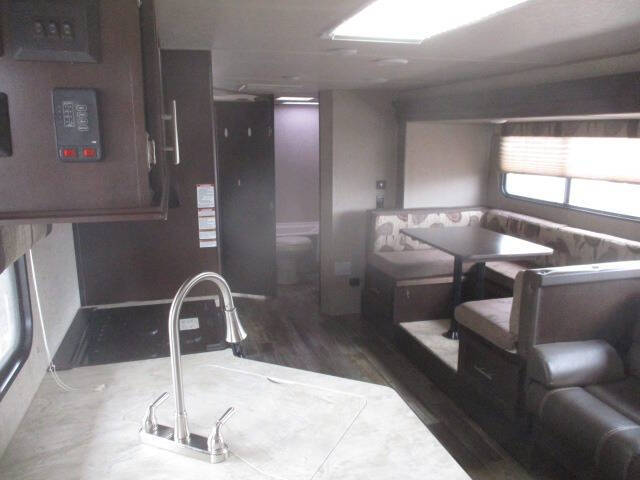 2017 SOLD Forest River Cherokee 27DBS