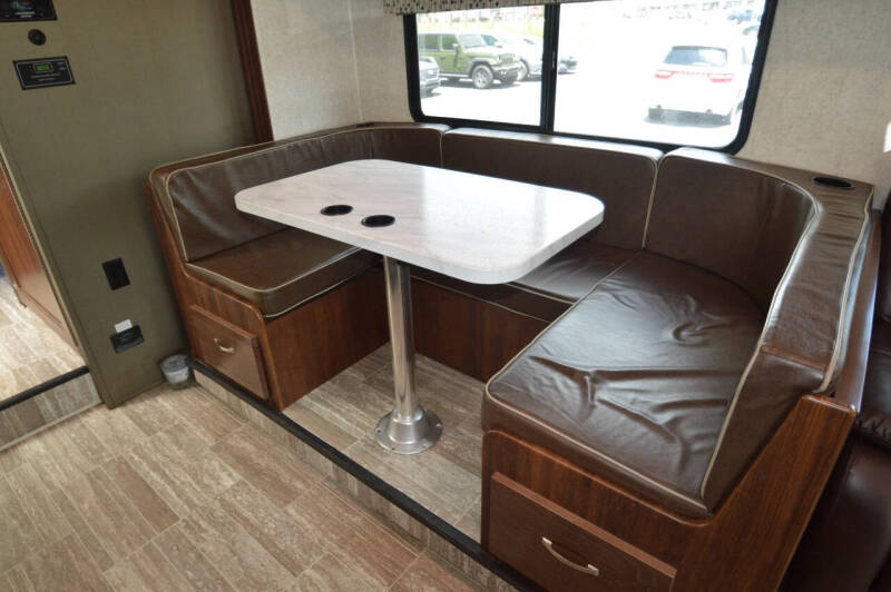 2020 SUNSEEKER BY FORESTER RIVER M 3010DS FORD E450
