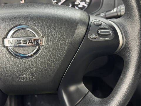 2020 Nissan Pathfinder S