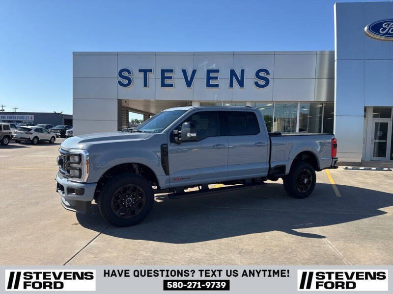 2025 Ford F-250 Super Duty Lariat's photo