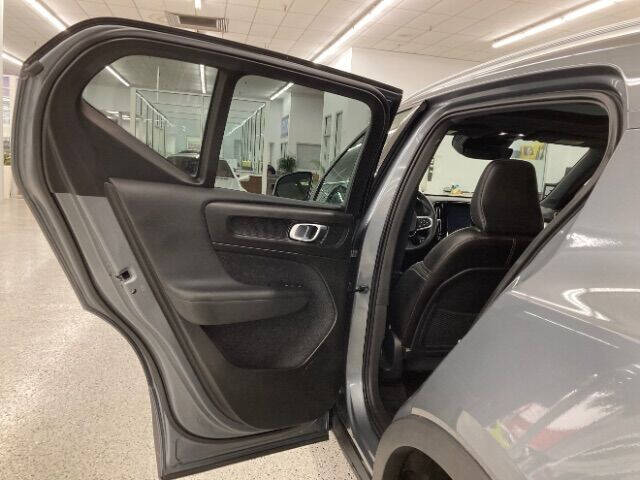 2019 Volvo XC40 T5 R-Design