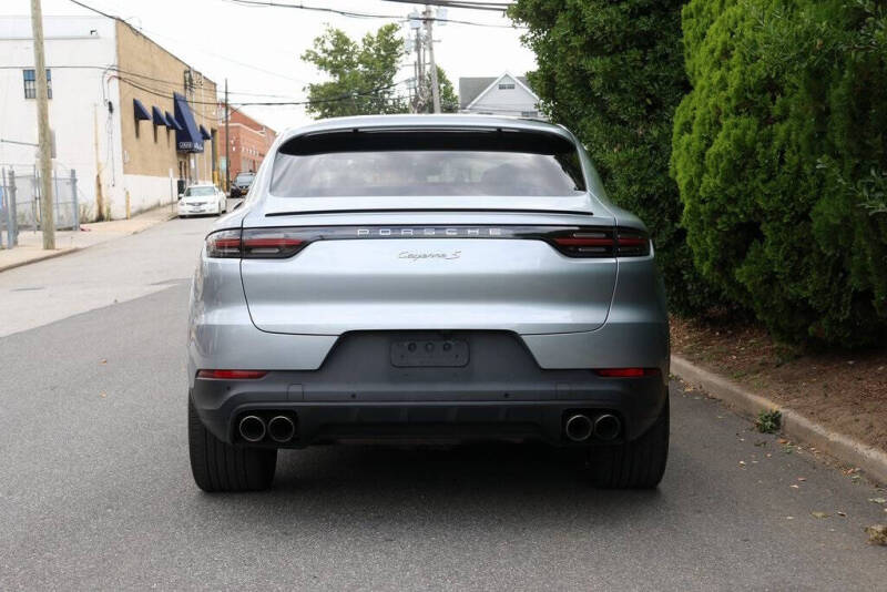 2020 Porsche Cayenne S Coupe