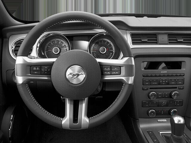 2014 Ford Mustang V6