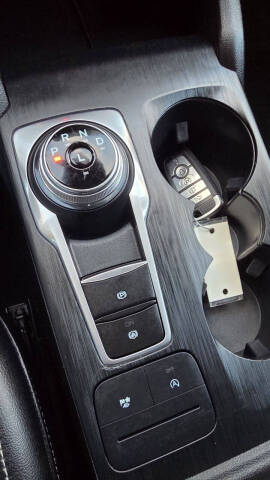 2021 Ford Escape SEL