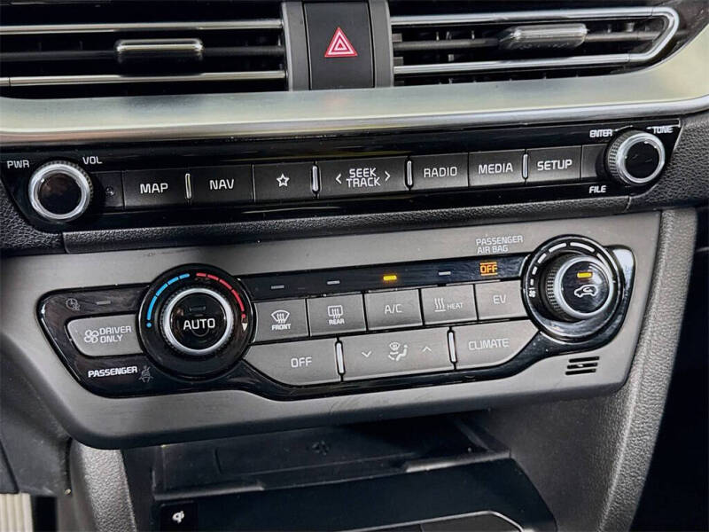 2022 Kia Niro EV EX Premium