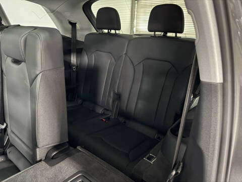 2023 Audi Q7 quattro Premium Plus 55 TFSI