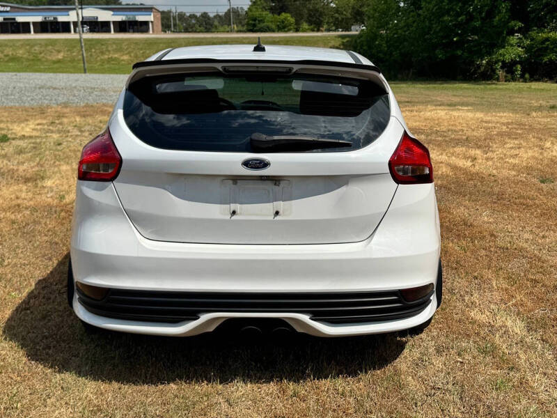 2016 Ford Focus ST