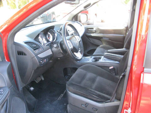 2015 Dodge Grand Caravan SXT Plus