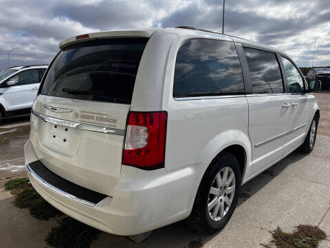 2013 Chrysler Town and Country Touring