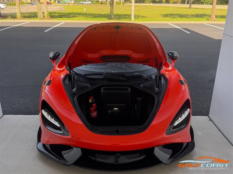 2021 McLaren 765LT