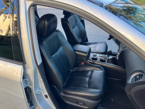 2014 Nissan Pathfinder SL