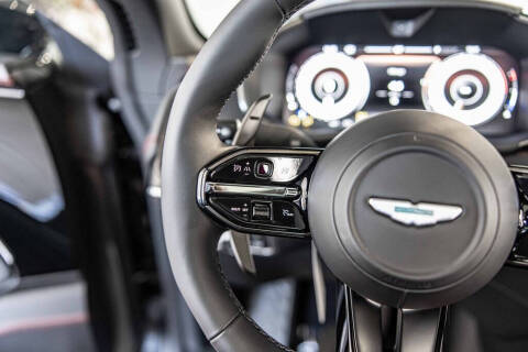 2026 Aston Martin DBX 707