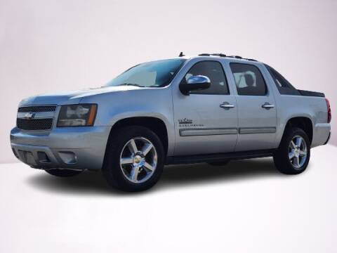 2011 Chevrolet Avalanche for sale at A MOTORS SALES AND FINANCE in San Antonio TX