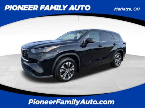 2022 Toyota Highlander for sale at Pioneer Family Preowned Autos of WILLIAMSTOWN in Williamstown WV