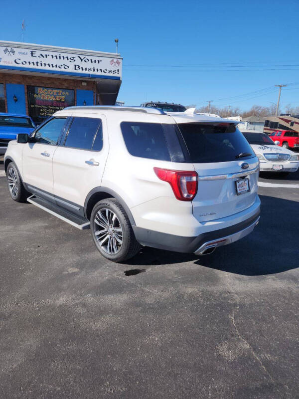 2016 Ford Explorer Platinum