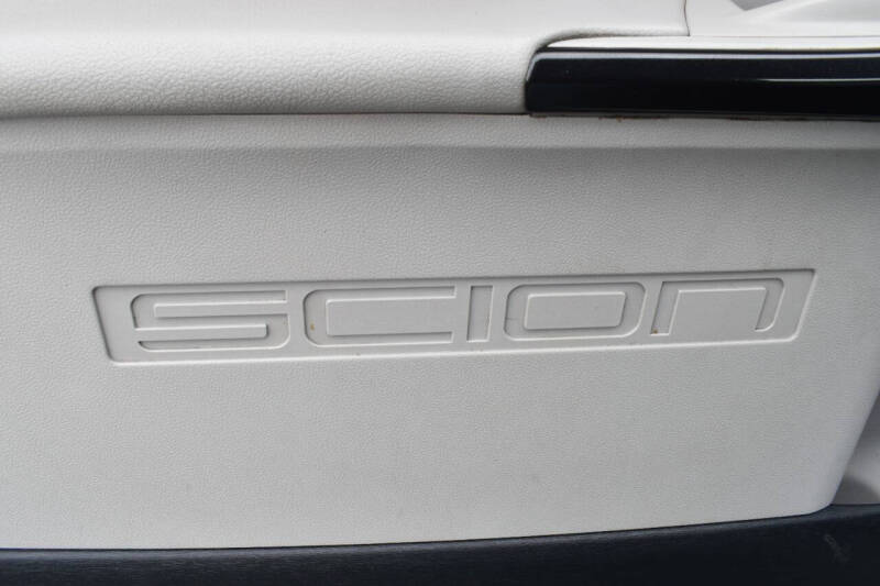 2013 Scion iQ