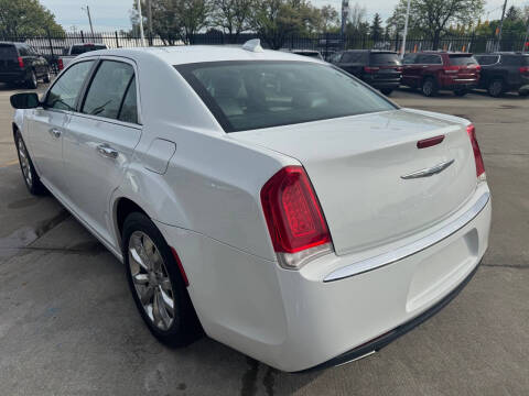 2017 Chrysler 300 C