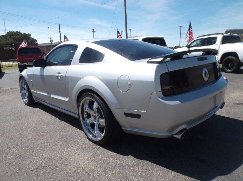 2009 Ford Mustang GT Deluxe