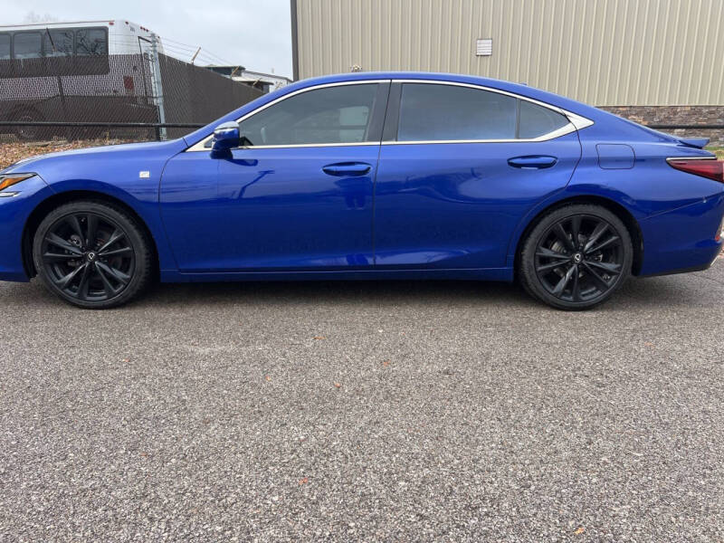 2023 Lexus ES 350 F SPORT Handling