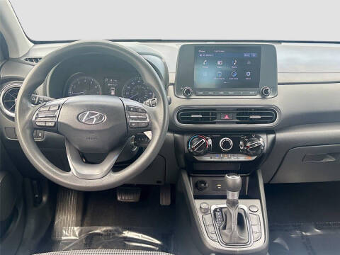 2022 Hyundai Kona SE