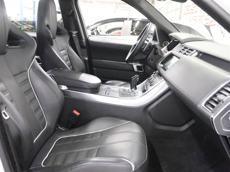 2017 Land Rover Range Rover Sport SVR