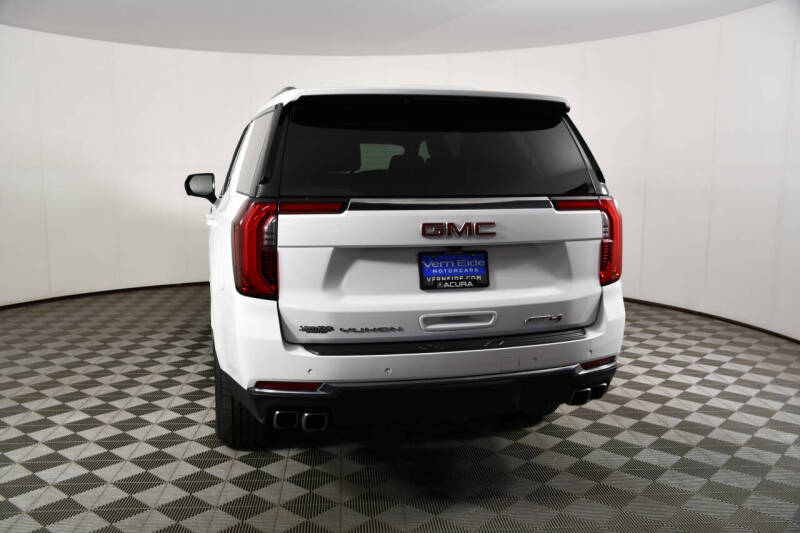 2025 GMC Yukon AT4