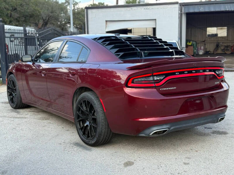 2018 Dodge Charger SXT