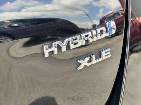 2021 Toyota Prius XLE