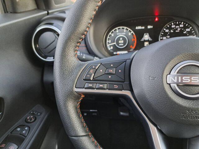 2024 Nissan Kicks SR