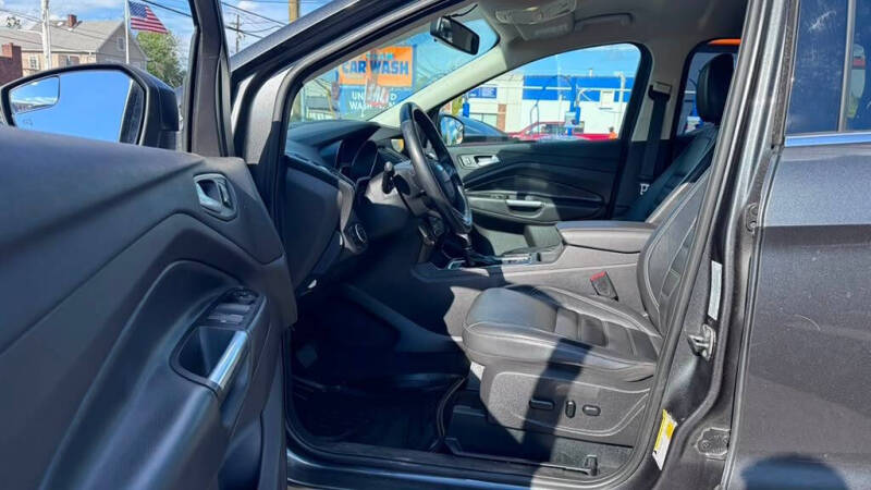 2017 Ford Edge Titanium