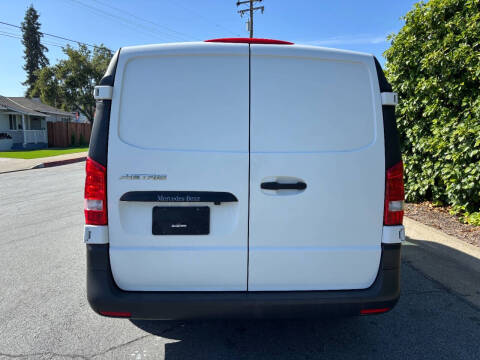 2017 Mercedes-Benz Metris Worker Cargo