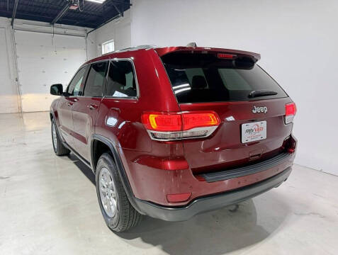 2019 Jeep Grand Cherokee Laredo E