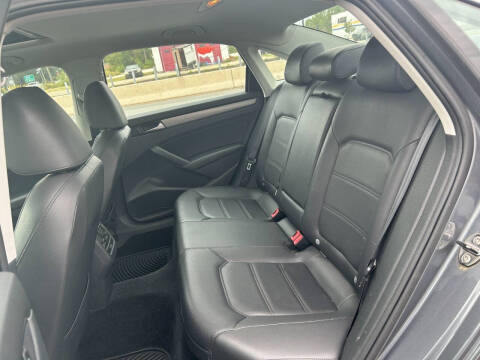 2014 Volkswagen Passat 2.0L TDI SE