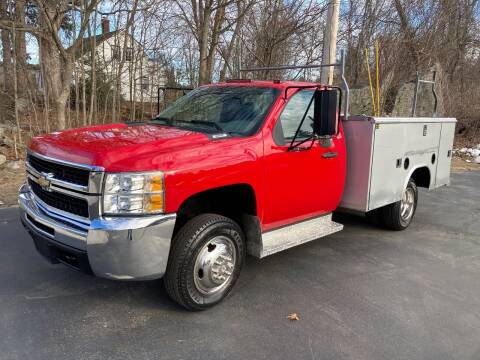 2010 Chevrolet Silverado 3500HD CC for sale at Old Time Auto Sales, Inc in Milford MA