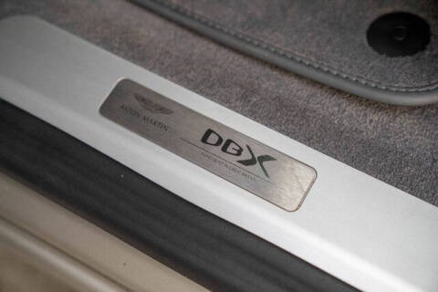 2021 Aston Martin DBX