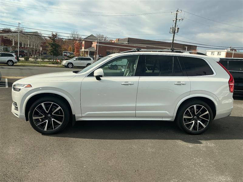 2019 Volvo XC90 T6 Momentum
