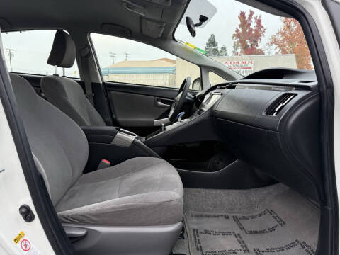 2014 Toyota Prius Plug-in Hybrid