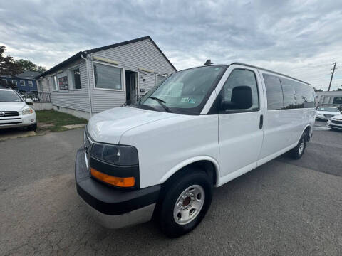 2017 GMC Savana LT 3500